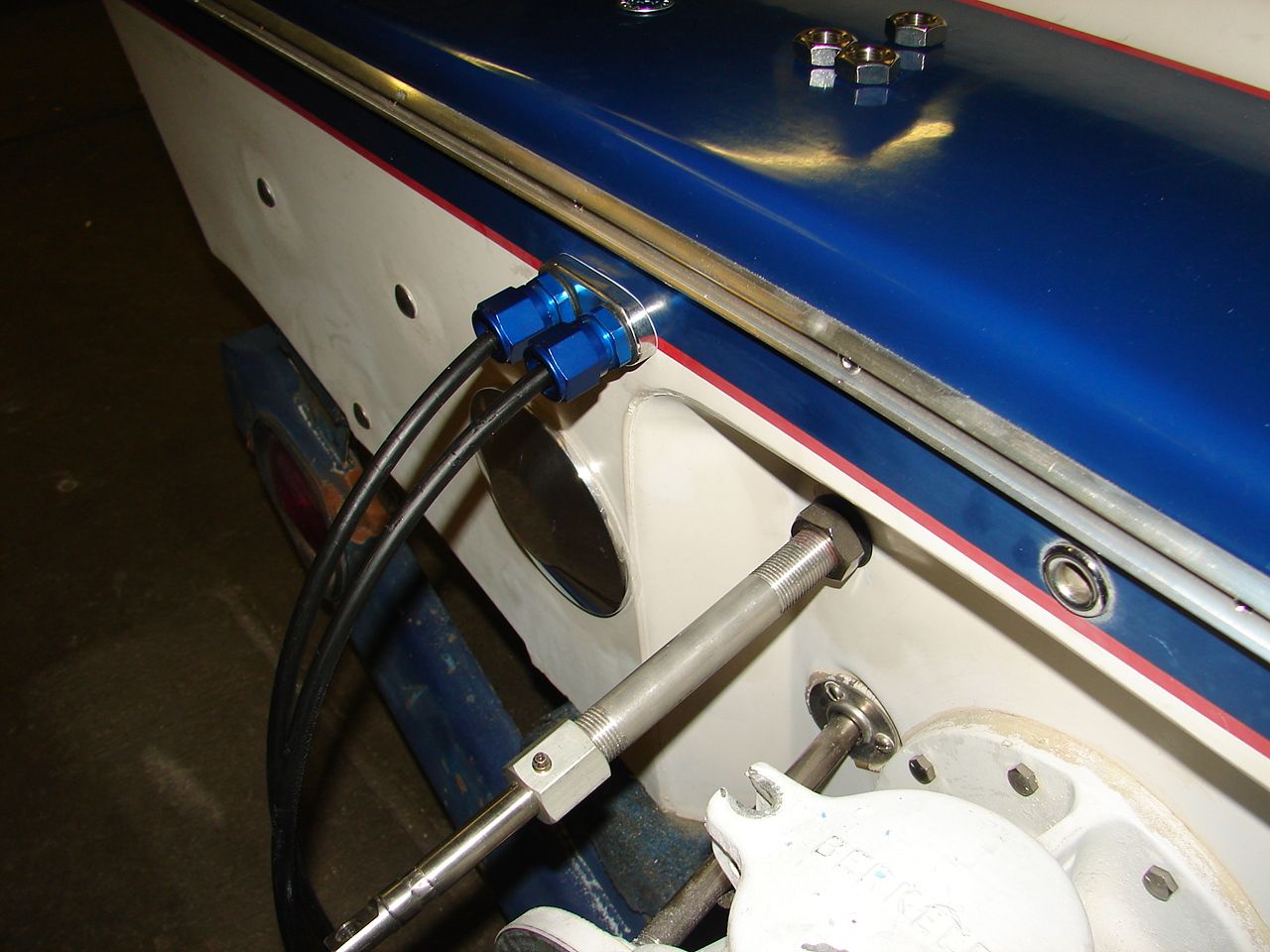 Thru hull bulk head fittings